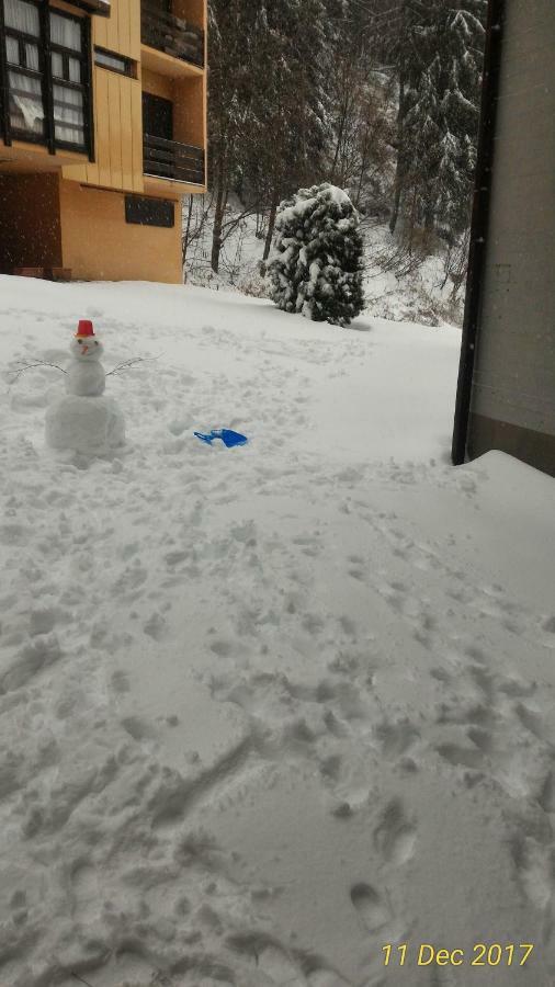Centrale Vicino Cabinovia Magnolta E Piscina Aprica Kültér fotó
